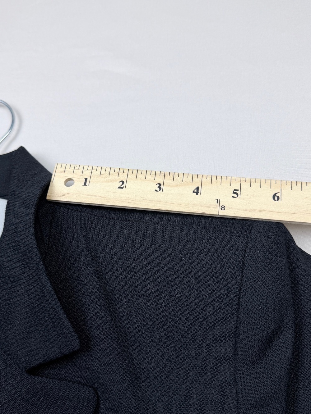 Jones New York Classic 2piece Black Suit - Picture 15 of 15
